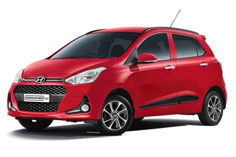 Hyundai Grand i10: Hyundai India recently updated the Grand i10 hatchback, which gets cosmetic changes and is powered by the same engine options. Powering the 2017 Hyundai Grand i10 is a 1.2 litre petrol and a 1.2 litre diesel engine, which is said to deliver an improved fuel efficiency. The petrol variants get a 5-speed manual as well as a 4-speed automatic gearbox, while the diesel versions are available with a 5-speed manual transmission. The automatic engine delivers a fuel economy of 17.49 km/l as the engine is now equipped with the Alternator Management System (AMS). This system, depending on the load, controls the power supply to the battery, reducing the fuel consumption. With the AMS technology, the battery is charged only during deceleration or when the engine has power to spare. Besides this, the Grand i10 is also equipped with air curtain, which is improves the aerodynamics and stability of the car as well as reduces the NVH (Noise Vibration and Harshness) levels.