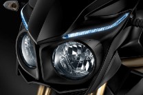  Twin headlight setup. 