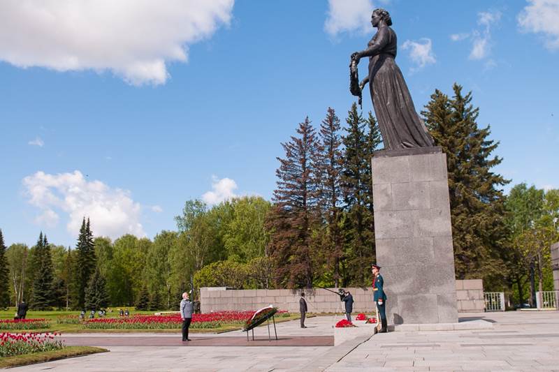 narendra modi, Modi, narendra modi russia, narendra modi russia visit, narendra modi russia news, narendra modi russia speech, narendra modi visit to russia, pm modi russia visit, PM Narendra Modi russia, Narendra Modi Vladimir Putin meet, vladimir putin, nuclear deal Modi latest News, Narendra Modi News