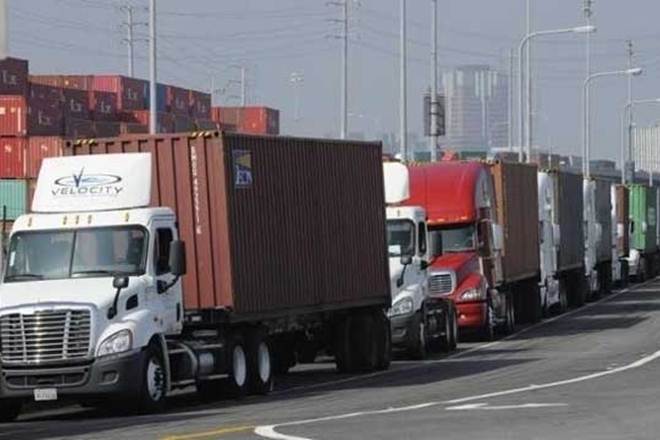 Indian economy, Seized vehicles, Bribes, Days-long delays, Moving goods across Indian states, GST, GST is a game changer, Bribes, borders, middlemen, economic growth, barrier to economic growth, state tax collectors Indian economy, Seized vehicles, Bribes, Days-long delays, Moving goods across Indian states, GST, GST is a game changer, Bribes, borders, middlemen, economic growth, barrier to economic growth, state tax collectors