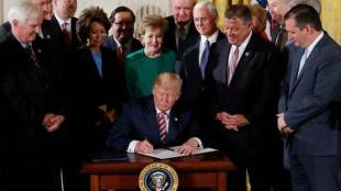 Trump to privatize air traffic control system, donald trump, privatize US air traffic control system, US Congress, Federal Aviation Administration, Trump's Rose Garden announcement, air traffic control, white house, russia