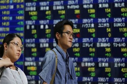Asian stocks higher after Wall Street declines