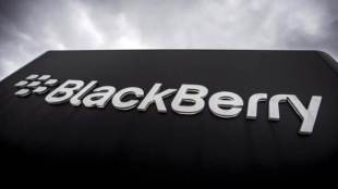 blackberry, blackberry toyota row, toyota software row, blackberry toyota software row