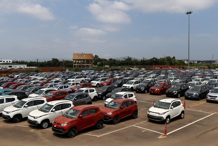 The parking lot's sale at HKD 5.18 million works out to equivalent of Rs 2.27 lakh per square foot. By comparison, the price of land at Bandra’s BandStand in Mumbai, where Actor Shah Rukh Khan’s six-storey villa ‘Mannat’ is located, is at an average of Rs 70,000 per square feet. (Image: Reuters)
