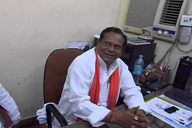 Chhattisgarh Home minister, Ramsewak Paikra, Chief Medical and Health Officer, state unit Congress president Bhupesh Baghel, government medical team Chhattisgarh Home minister, Ramsewak Paikra, Chief Medical and Health Officer, state unit Congress president Bhupesh Baghel, government medical team