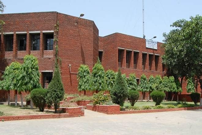 Delhi University, College of Vocational Studies, Vocational courses, CVS, DU, Dr Inderjeet Dagar, education, DU admission
