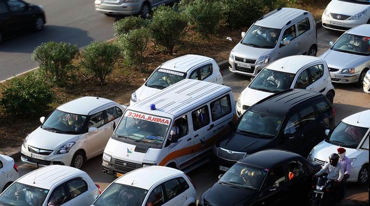 Ambulances, Traffic junctions, entrepreneurs, Rajagiri School of Engineering and Technology, Traffitizer Emergency Response system, Centralized Internet of Things