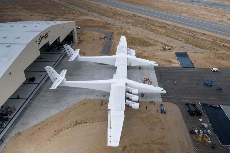 Stratolaunch, launch roacket, Stratolaunch aircraft , Orbital Sciences Corp, Paul Allen, SpaceShipOne, Earth orbit, Microsoft co founder, Burt Ruta