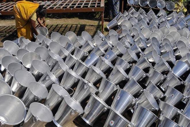 Hindalco Industries Ltd., aluminum producer, panels, building infrastructure, rolling mills sale, extrusion presses sale