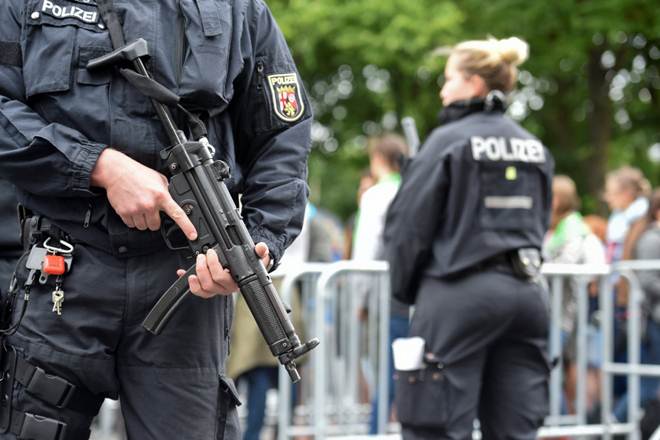 German Police, terrorism alert, open-air rock concert, Concert suspended, Manchester terror attack