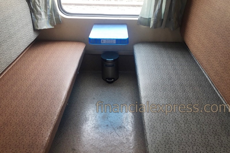 Humsafar Express, Humsafar Express features, Humsafar Express photos, Humsafar Express review