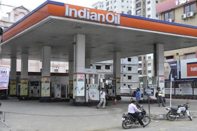 Indian Oil Corp, IOC, crude oil prices, petroleum orices, oil sales, oil prices, singapore oil prices
