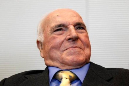 Helmut Kohl, Helmut Kohl died, German chancellor died, Christian Democratic Union Party, who is Helmut Kohl, world news 
