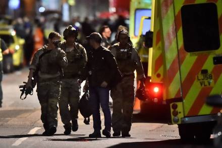 London terror attack, london attack, london attack news, symbol of defiance, london symbol of defiance, man with beer becomes symbol of defiance, world news, theresa may