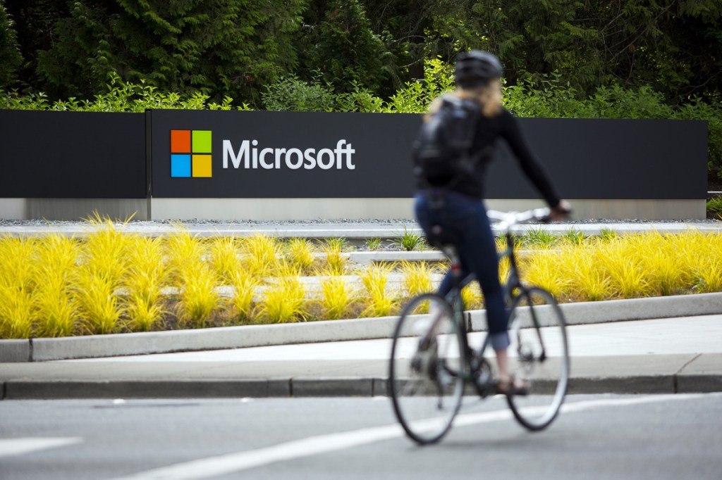 Microsoft, artificial intelligence, Microsoft smart glass, Microsoft devices for differently-abled, Microsoft 3D-soundscape, Anil Bhansali Microsoft, artificial intelligence, Microsoft smart glass, Microsoft devices for differently-abled, Microsoft 3D-soundscape, Anil Bhansali
