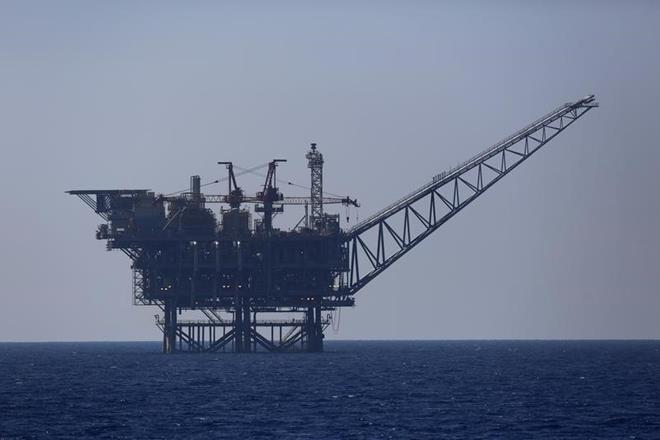china, FLNG, FLNG projects in africa, liquefied natural gas, Yamal LNG project, russia,  solar panels, FLNG technology, shipping and gas markets