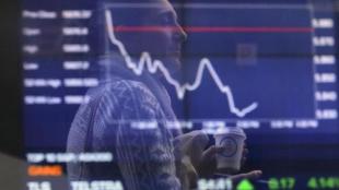 Dollar, US Federal Reserve,  Bank of Canada, britain, Nikkei, japan, Nasdaq, Bank of Canada, Mario Draghi, Mark Carney