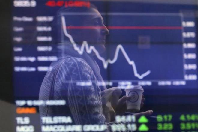 Dollar, US Federal Reserve,  Bank of Canada, britain, Nikkei, japan, Nasdaq, Bank of Canada, Mario Draghi, Mark Carney