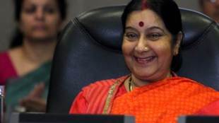 Sushma Swaraj, Sushma Swaraj on twitter, Sushma swaraj helps on twitter, Sushma swaraj helps pakistani boy, sushma swaraj helps everyone, sushma swaraj on helping on twitter, india latest news