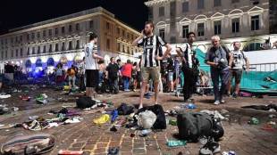 Turin, Juventus, Italy, Real Madrid, Champions League final, fans injured, bomb explosion, fire crackers