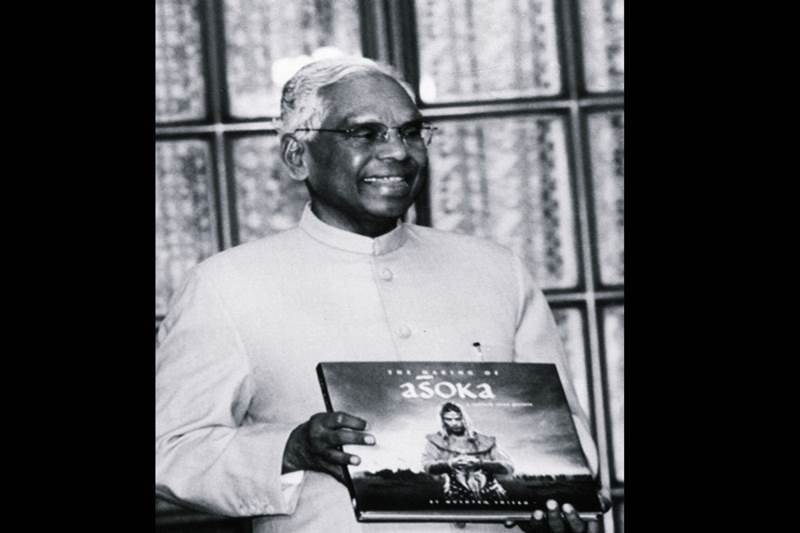 Presidential election, Presidential election 2017, Ram Nath Kovind, Rajendra Prasad, Sarvepalli Radhakrishnan, Dr. Zakir Hussain, Varahagiri Venkata Giri, Fakhruddin Ali Ahmed, Neelam Sanjiva Reddy, Giani Zail Singh, Ramaswamy Venkataraman, Shankar Dayal Sharma, Kocheril Raman Narayanan, A.P.J. Abdul Kalam, Pratibha Patil, Pranab Mukherjee, President of India, Presents of India news