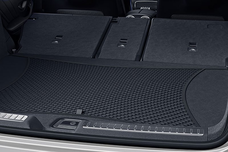 The Mercedes-AMG GLC43 coupe gets a 490-litre boot which can be extended 1205 litres by folding the second row of seats.And even though it is a coupe it get plenty of room in the back to accommodate a second row of people.