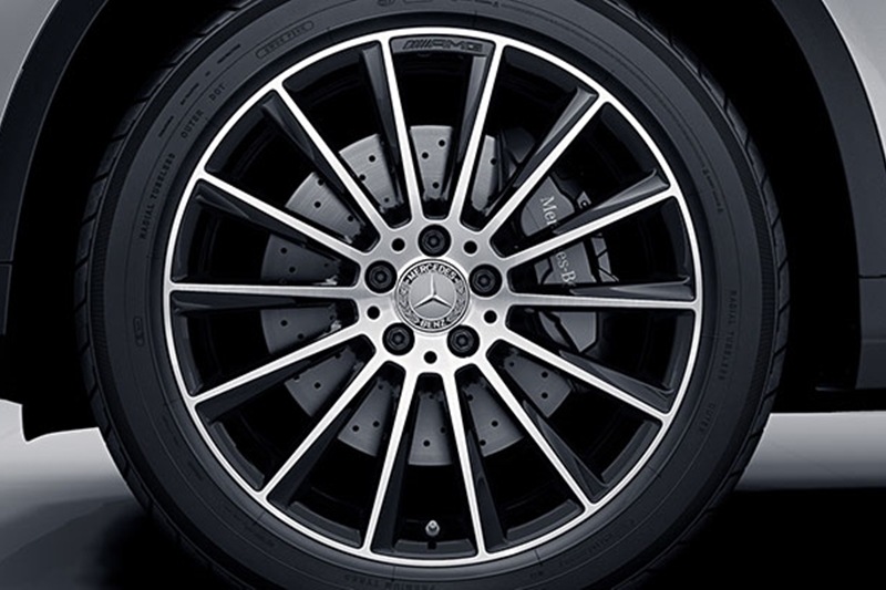 The Mercedes-AMG GLC43 coupe gets 19 inch wheels with alloy wheels wrapped around AMG sport alloys, paired with 255/45 section tyres in the front and 285/40 rear tires. Although internationally the AMG is sold with 20-inch tyres, the smaller section tyres will help it to gain a few millimetre of suspension travel for Indian road conditions