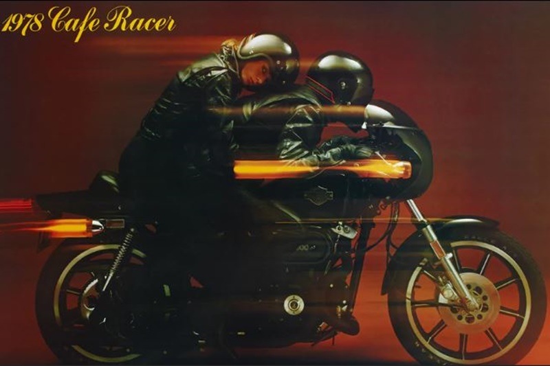 In 2000, the XL1200S Sportster Sport was fitted with dual four-piston brake calipers, and another at the rear and the 2002 XL883R featured a 2-1 exhaust, twin discs up front and low handlebars. In 2004, all Sportsters got a new frame design and rubber mounted engines and in 2007, fuel injection replaced carburettors.