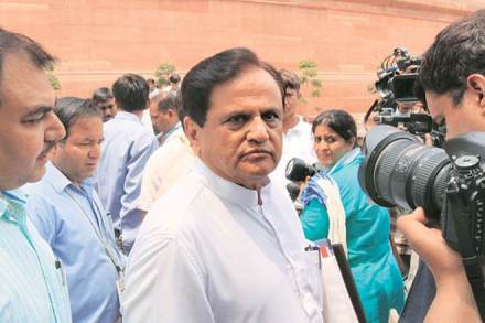 Ahmed Patel, Ahmed Patel news, Shankersinh Vaghela, Shankersinh Vaghela news, Gujarat, Gujarat news Ahmed Patel, Ahmed Patel news, Shankersinh Vaghela, Shankersinh Vaghela news, Gujarat, Gujarat news