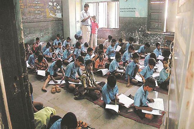 BMC, Maharashtra, Brihanmumbai Municipal Corporation, BMC schools, education, English medium schools, Medium of Instruction, NGO Praja, English medium schools, Marathi medium schools, Shiv Sena, Devender Fadnavis