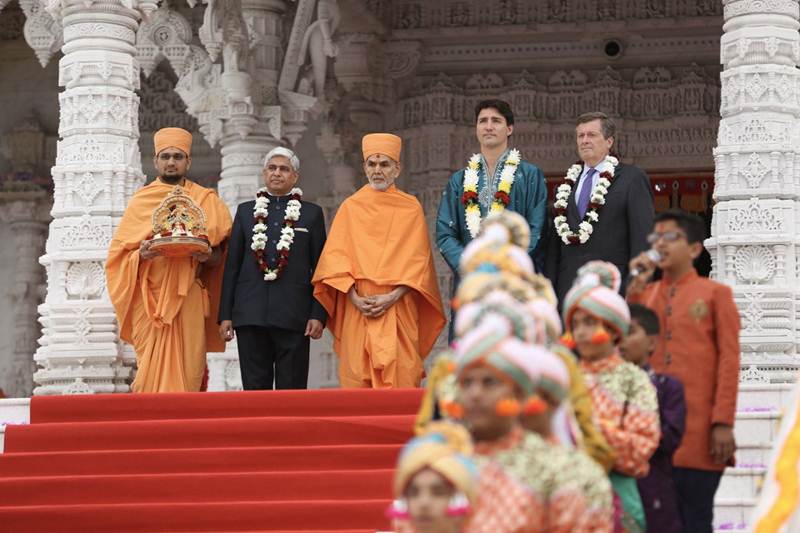 Justin Trudeau, Canadian Prime Minister, Mayor John Tory, Mahant Swami Maharaj, BAPS Shri Swaminarayan Mandir, Bochasanwasi Shri Akshar Purushottam Swaminarayan Sanstha, Ministry of External Affairs, Vikas Swarup, United Nations
