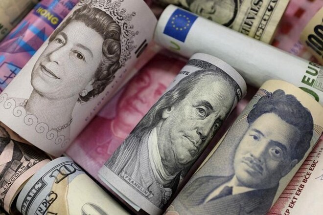 Dollar steadies after data-driven rally, focus turns to Reserve Bank of Australia