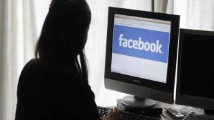 Woman in London, Facebook, Bristol, Jenni Morton Humphreys, Bristol, thief, woman, cycle, bicylce