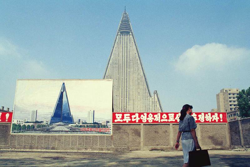 Hotel of Doom, Ryugyong Hotel, Ryugyong Hotel hotel of doom, Ryugyong Hotel North Korea, pyramid shaped 105-story building, tallest unoccupied building, Pyongyang, Pyongyang skyline, Ryugyong Hotel Pyongyang, hotel news