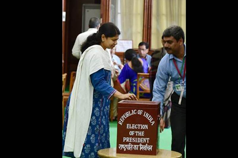 presidential election, presidential election 2017, president 2017, Kovind, Meira Kumar, presidential election live, presidential election 2017, presidential election 2017 live, ram nath kovind, presidential election winner, meira kumar, kovind meira, dalit president, who is new president, president election result