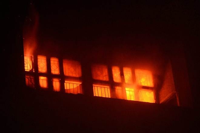 Lucknow, Lucknow fire, King George Medical College fire, fire at trauma centre, yogi adityanath, uttar pradesh