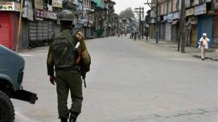 GST impact in Srinagar: Amid protest against new tax regime, businesses remain shut