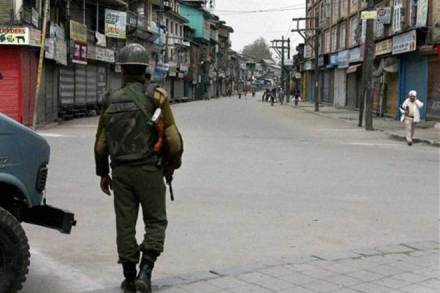 GST impact in Srinagar: Amid protest against new tax regime, businesses remain shut