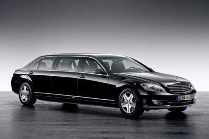 The official set of wheels for the President of India is the Mercedes-Benz S Class (S600) Pullman Guard. It is the flagship model from Mercedes-Maybach, which went on to become the official car for head of state and individuals who are particularly at high risk. A stretch limo, the S600 Pullman Guard is also armoured, we're talking real bullet resistance here!