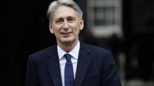 Britain, Brexit, Brexit transition, Philip Hammond, BBC, BBC radio, EU nationals, new immigration system, soft Brexit, European Union