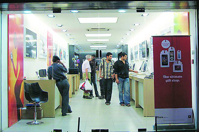 GST impact on retailers, GST on retail industry, retailers in india, discount on white goods, pre-GST regime, market operating prices, Godrej Appliances, B2B transactions, Deloitte India, demonetisation, Tata's Croma