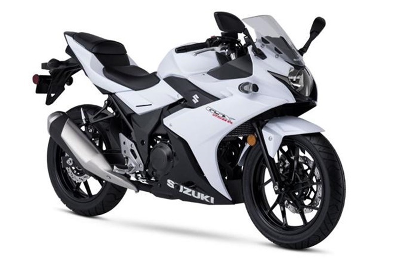 Suzuki GSX250R: The GSX250R will be powered by a 248cc parallel-twin liquid-cooled petrol engine that produces a maximum power output of 24.7 hp at 8,000 rpm 23.3 Nm of torque at 6,500 rpm. When launched, it would compete with the likes of Honda CBR250 and KTM 250 Duke. Expected launch: December 2017 Expected price: Rs 1.8 lakh (ex-showroom)