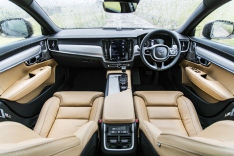 Volvo V90 Cross Country