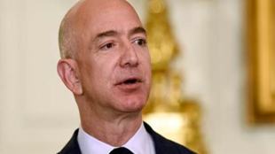 Amazon, Jeff Bezos, Bill Gates , Microsoft, US, Seattle