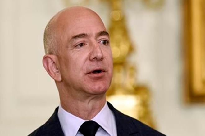 Amazon, Jeff Bezos, Bill Gates , Microsoft, US, Seattle