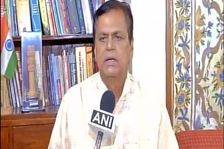 Nitish Kumar, Ali Anwar, JDU MP Ali Anwar, Nitish Kumar BJP alliance, nitish kumar bjp, lalu prasad yadav, tejashwi yadav Nitish Kumar, Ali Anwar, JDU MP Ali Anwar, Nitish Kumar BJP alliance, nitish kumar bjp, lalu prasad yadav, tejashwi yadav