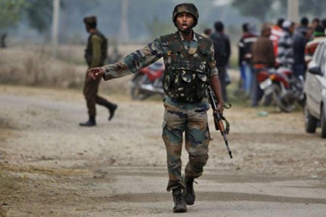 para-military Assam Rifles, Rifles trooper, IIndia-Myanmar border,  Mizoram, drugs smuggling, Mizoram adjoining 