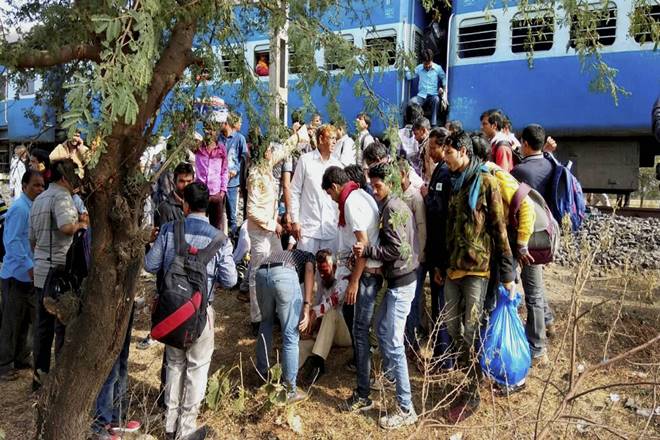 Mainpuri train incident, family beaten in mainpuri, Mainpuri family beaten, uttar pradesh train attack, family attacked in uttar pradesh, uttar pradesh attack on family, muslim family attacked in uttar pradesh, india news, latest news