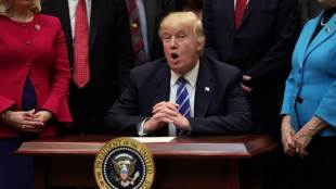 donald trump climate change, donald trump trump paris accord, Emmanuel Macron paris accord, emmanuel macron