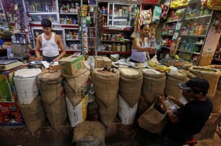 GST, GST rollout, GST impact, Goods and Services Tax, retailers in bengal, pre-GST stock, Chamber of Textile Trade and Industry s, GST registration, GST software GST, GST rollout, GST impact, Goods and Services Tax, retailers in bengal, pre-GST stock, Chamber of Textile Trade and Industry s, GST registration, GST software